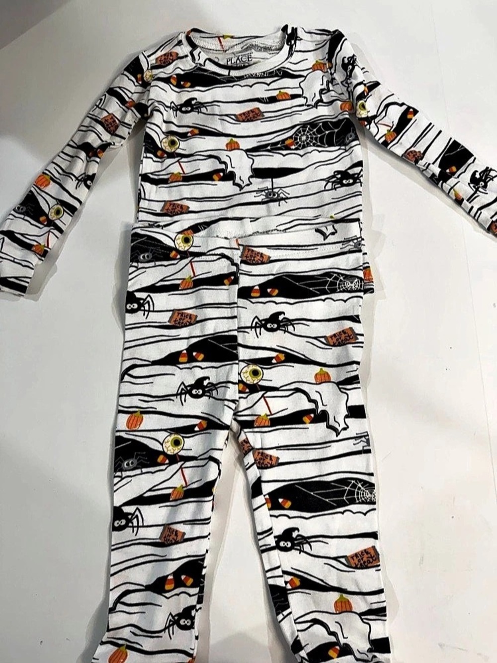 The Children's Place Halloween Mummy Spider Web Snug Fit Cotton Pajama Set